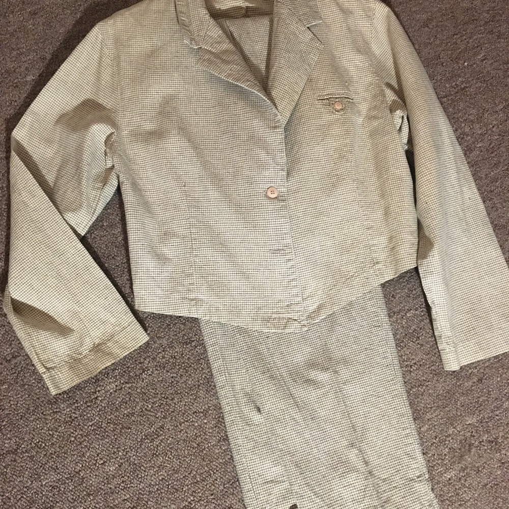 Women’s Pant Suit